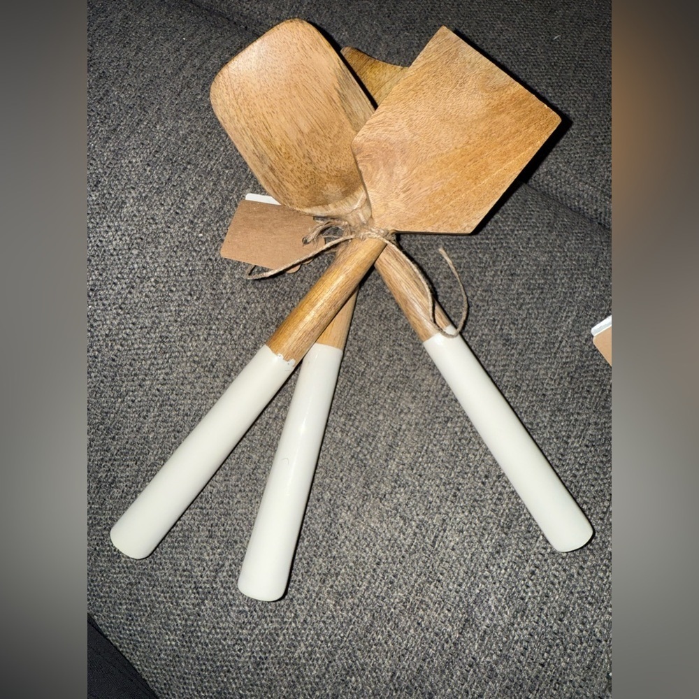 New Wooden Kitchen mango wood Utensil Set with White Handles T10